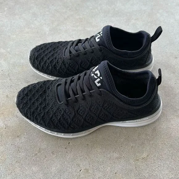 APL Women's TechLoom Phantom Propelium Sneakers Black Women’s Size 7 - Picture 2 of 12